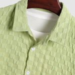 Men's solid color seersucker textured plaid casual short-sleeved shirt