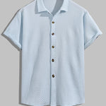 Men's solid color seersucker textured lapel button-down short-sleeved shirt