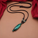 Buddha Stones Green Agate Red Agate Balance Braided Oval Pendant Necklace