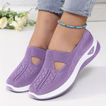Easy-to-wear sports shoes, stable comfort