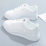 Chic White Sneakers Lightweight Comfort