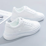 Chic White Sneakers Lightweight Comfort