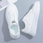 Chic White Sneakers Lightweight Comfort