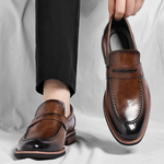 The Classic Metro Leather Shoes