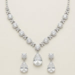 Véra - Elegante Set de Joyas de Cristal