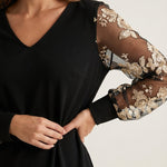 Eva - Vestido Elegante en Encaje con Escote en V