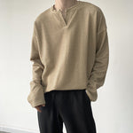 Small V-neck Long-sleeved T-shirt
