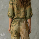 Maribel - Conjunto Elegante con Estampado Bohemio