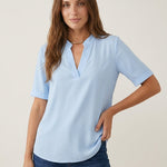 Raquel - Blusa Elegante con Cuello en V
