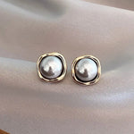 Challenging Black Pearl Earrings